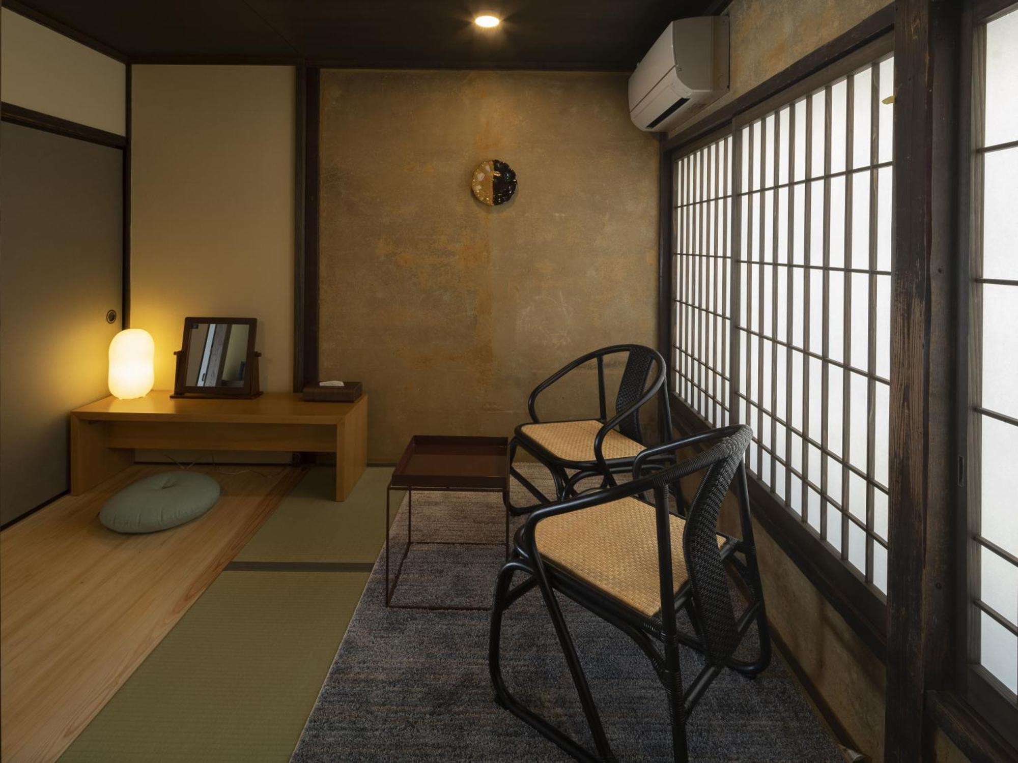 Nipponia Hotel Ozu Castle Town Екстер'єр фото