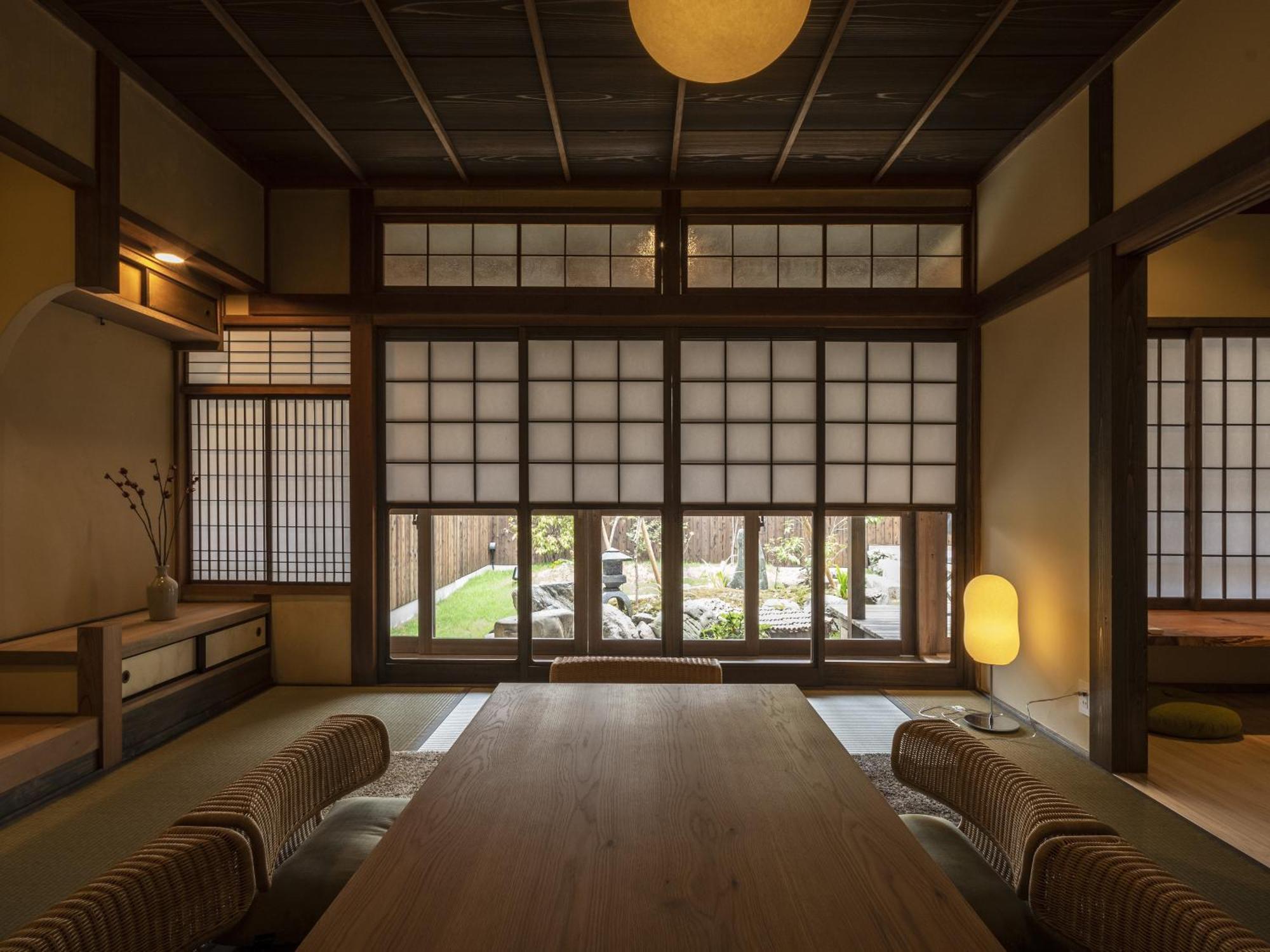 Nipponia Hotel Ozu Castle Town Екстер'єр фото