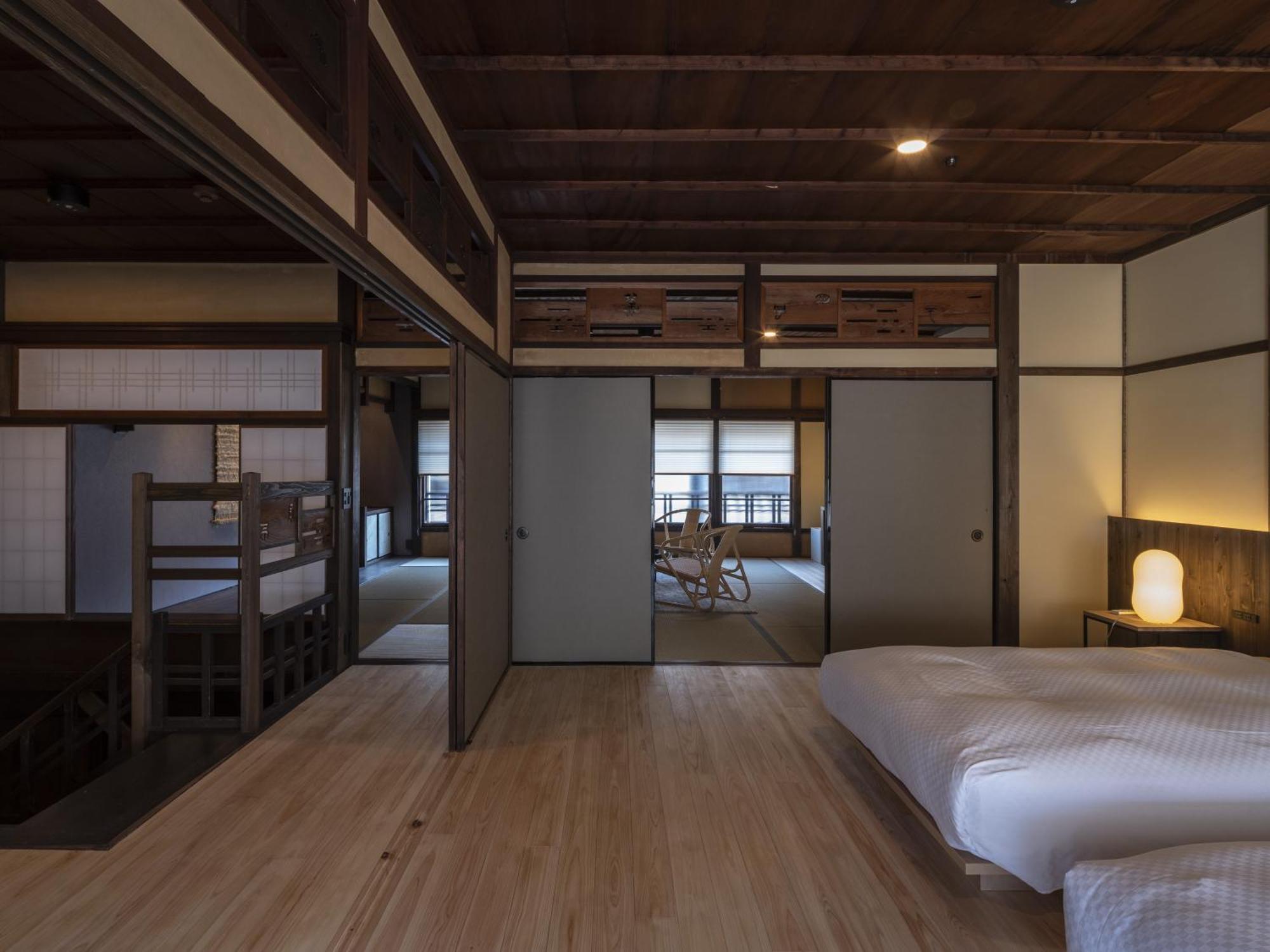Nipponia Hotel Ozu Castle Town Екстер'єр фото