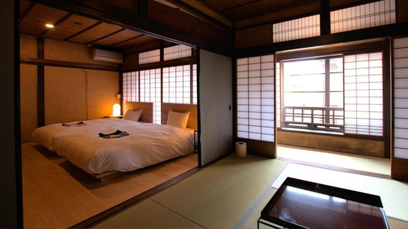 Nipponia Hotel Ozu Castle Town Екстер'єр фото